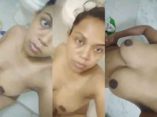 Bhabhi Showing For Lover Naked Body