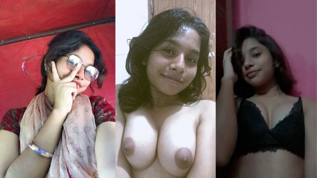 Horny Gf Showing Fingering